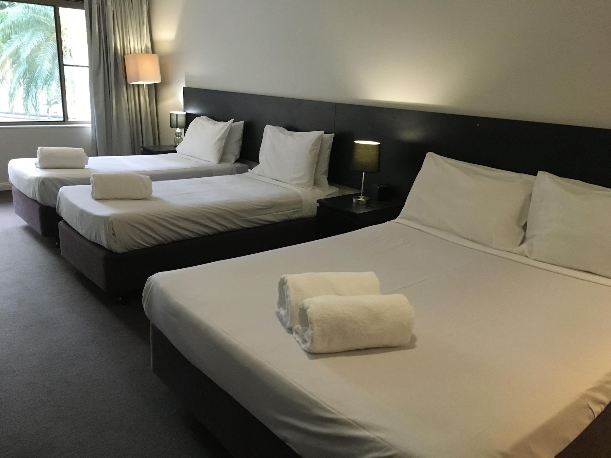 Checkers Resort Terrey Hills Екстериор снимка